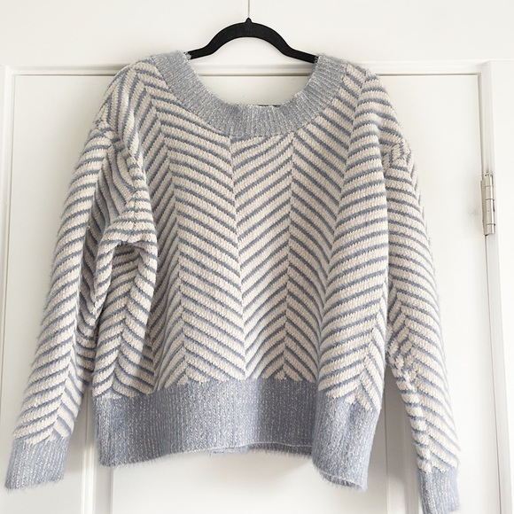 FRNCH Periwinkle Blue Chenille Chevron Print Cardigan - M/L - Picture 3 of 5